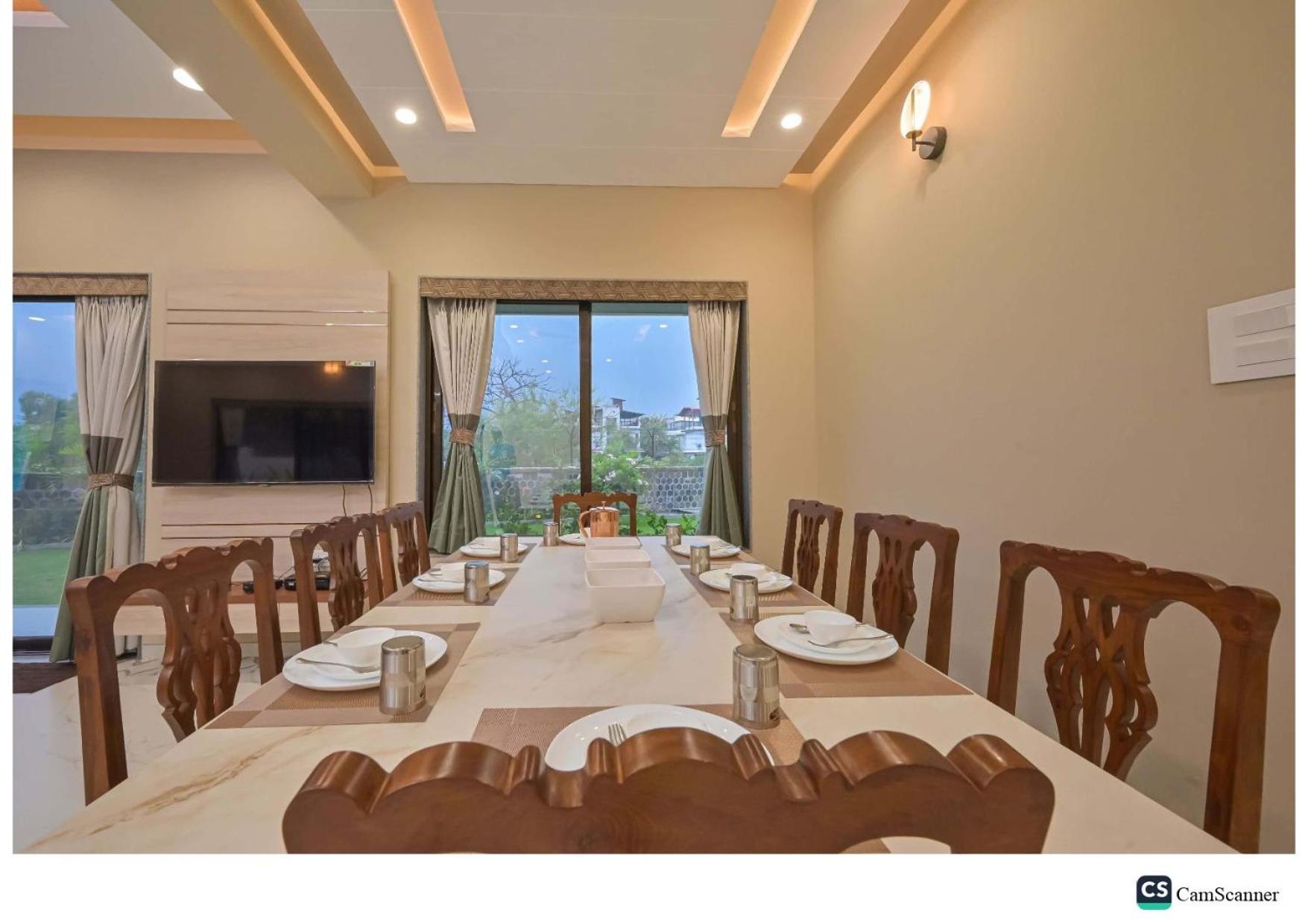 הוילה לונבלה Radha Krishna 5Bhk מראה חיצוני תמונה