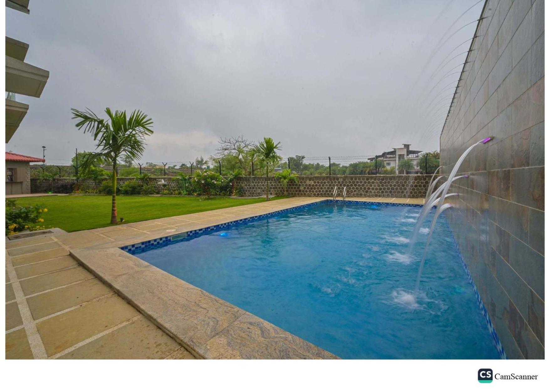 הוילה לונבלה Radha Krishna 5Bhk מראה חיצוני תמונה